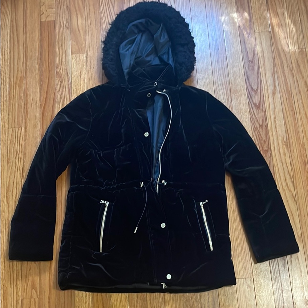 Express velvet coat